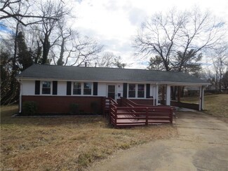 3024 Carr Ct, Winston Salem, NC 27105