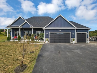 1210 Rainbow Dr NW, Lancaster, OH 43130