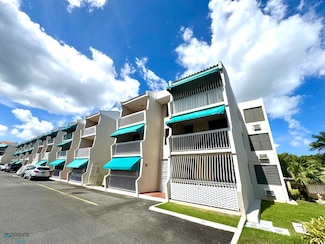 C38 Villas de Isla Verde Unit C38, Carolina, PR 00979