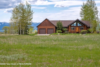 1515 Table Rock Dr, Driggs, ID 83422