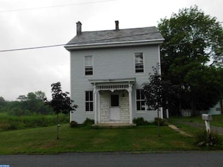 239 Fountain Rd, Hegins, PA 17938