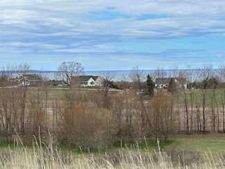 8 Foxview Dr Unit 8, Norwood, MI 49720