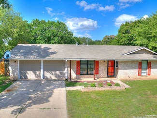6319 Stirrup Ln, San Antonio, TX 78240