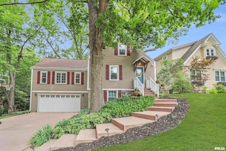 1525 E Moneta Ave, Peoria Heights, IL 61616