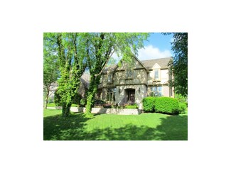 3900 W 110th Terrace, Leawood, KS 66211