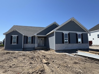 1700 Whalen Dr, Oconomowoc, WI 53066