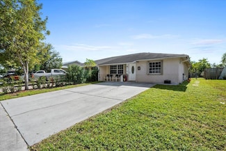 4828 Brady Ln, Palm Beach Gardens, FL 33418