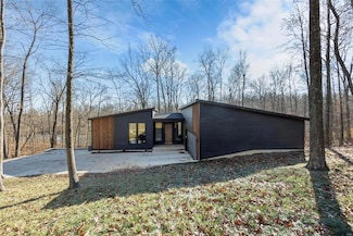 449 Eagle Pointe Cir, Cape Girardeau, MO 63701