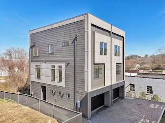 107 E 9th St Unit C-5, Columbia, TN 38401