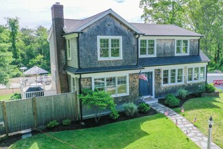 20 Crump Rd, Buzzards Bay, MA 02532