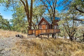 33433 California 36, Bridgeville, CA 95526