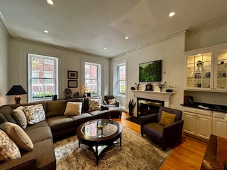 3 Walnut St Unit 1, Boston, MA 02108