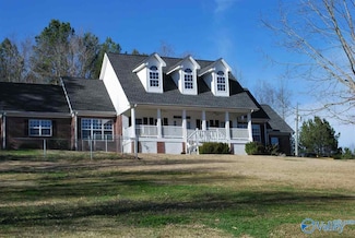 1141 Gandys Cove Rd, Falkville, AL 35622