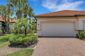9823 Haze Dr, Venice, FL 34292