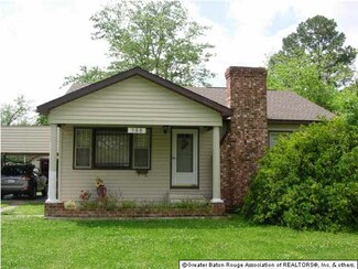 733 Oregon Ave, Port Allen, LA 70767