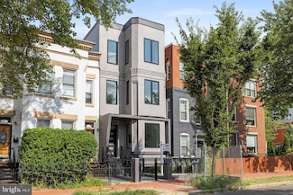 1407 1st St NW Unit PH-2, Washington, DC 20001