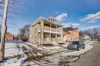 18 W Perrin Ave, Springfield, OH 45506
