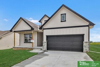 17612 Willit St, Bennington, NE 68007