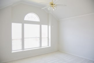 511 Poplar Ln, Irving, TX 75063