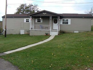 1111 Liberty St, Scottdale, PA 15683