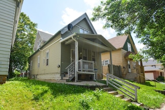 2611 W Orchard St, Milwaukee, WI 53204
