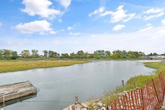 98 Liberty St, Danvers, MA 01923