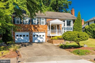8104 Overton Ct, Springfield, VA 22153
