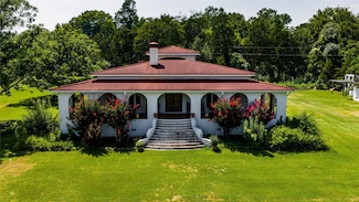 8414 County Road 3907, Athens, TX 75752