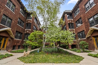 510 Madison St Unit 3S, Oak Park, IL 60302