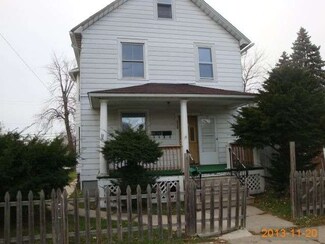 1716 Jackson St, North Chicago, IL 60064