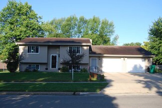 609 Parkridge Ave, Huxley, IA 50124