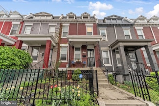 744 Columbia Rd NW, Washington, DC 20001