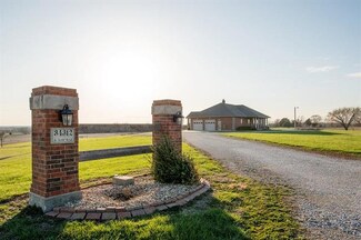 34312 S Fields Rd, Archie, MO 64725