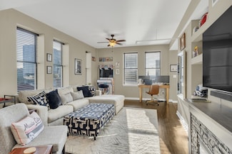700 Church St Unit 1002, Nashville, TN 37203
