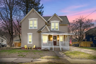 265 Bailey Ave, South Haven, MI 49090