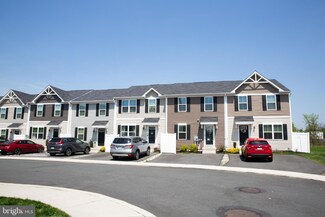 20 Foxwood Dr, Gilbertsville, PA 19525