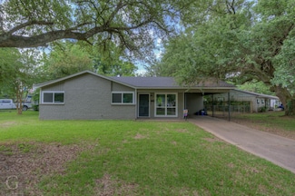 1126 Patricia Dr, Bossier City, LA 71112