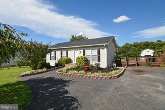 9851 Mohawk Dr, King George, VA 22485