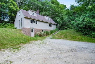 40 Brown Rd, Deerfield, NH 03037
