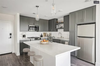 8016 Santa fe Springs Rd, Whittier, CA 90606