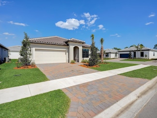 757 SE Courances Dr, Port St. Lucie, FL 34984