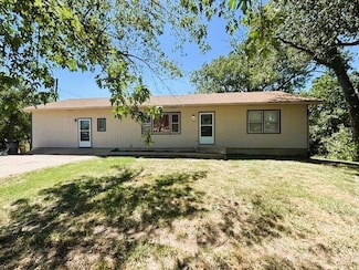 143 N 3rd St, New Strawn, KS 66839