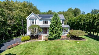 136 Heathercroft Dr, Cranberry Township, PA 16066