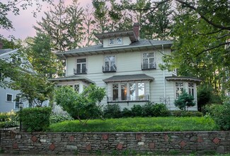 56 Howland Terrace, Worcester, MA 01602