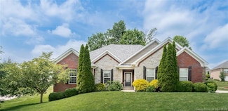 3417 Royal Lake Dr, Floyds Knobs, IN 47119