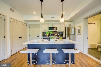 5001 Umbria St Unit P315, Philadelphia, PA 19128