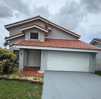 18847 NW 82nd Place, Hialeah, FL 33015