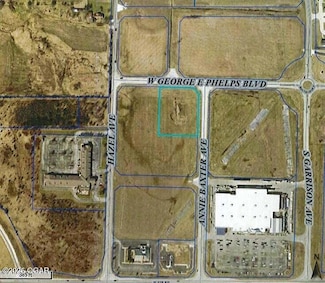 000 Annie Baxter & George Phelps, Carthage, MO 64836