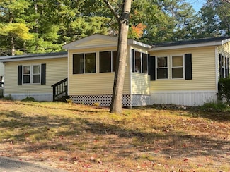11 Longbow Dr, Conway, NH 03860