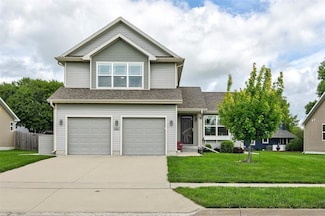 1605 2nd St NW, Altoona, IA 50009